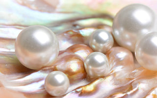 June Birthstones – Pearls & Alexandrite: Meaning, Healing, and Jewelry Guide