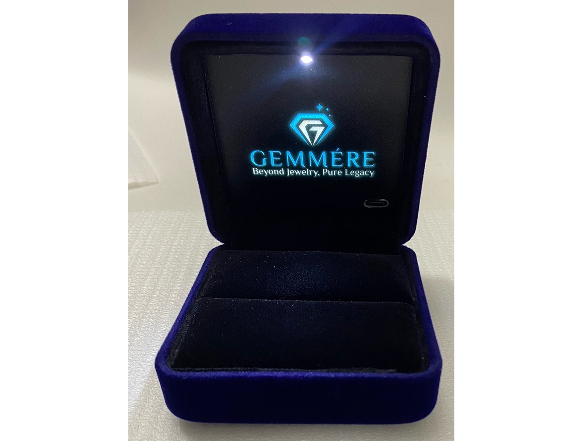 LED Light Velvet Ring Box – Gemmére