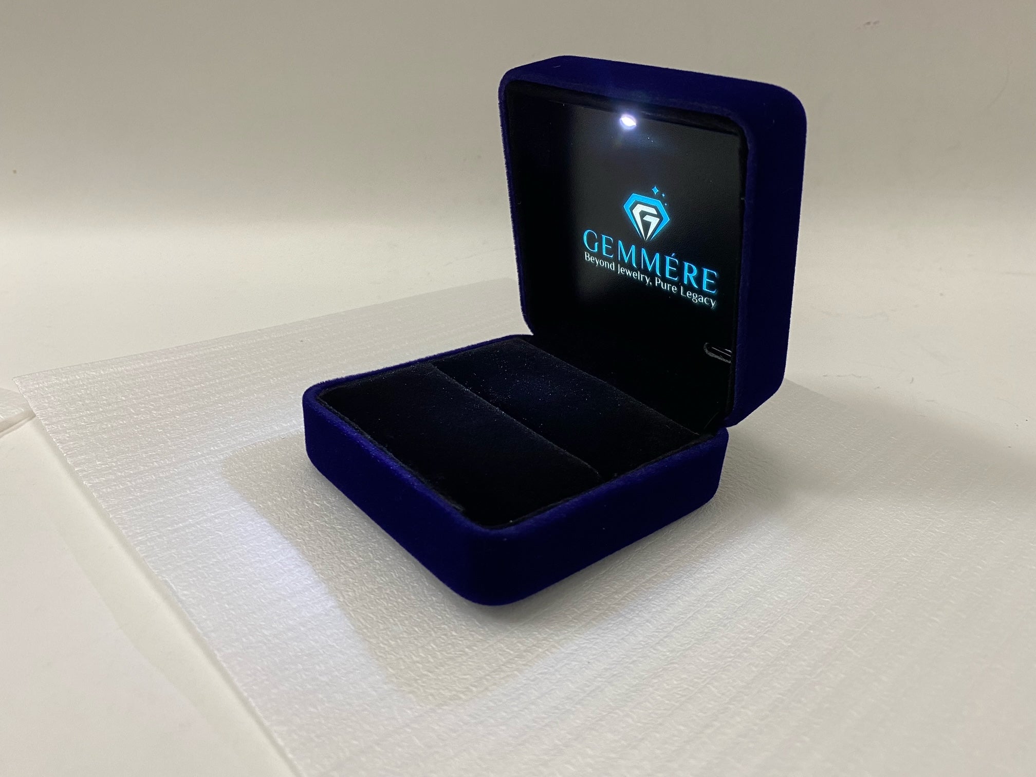 LED Light Velvet Ring Box – Gemmére